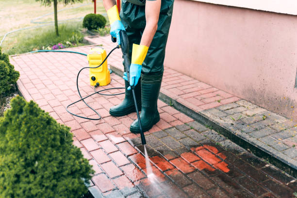 Best Sidewalk and Walkway Pressure Cleaning in Bridgehampton, NY